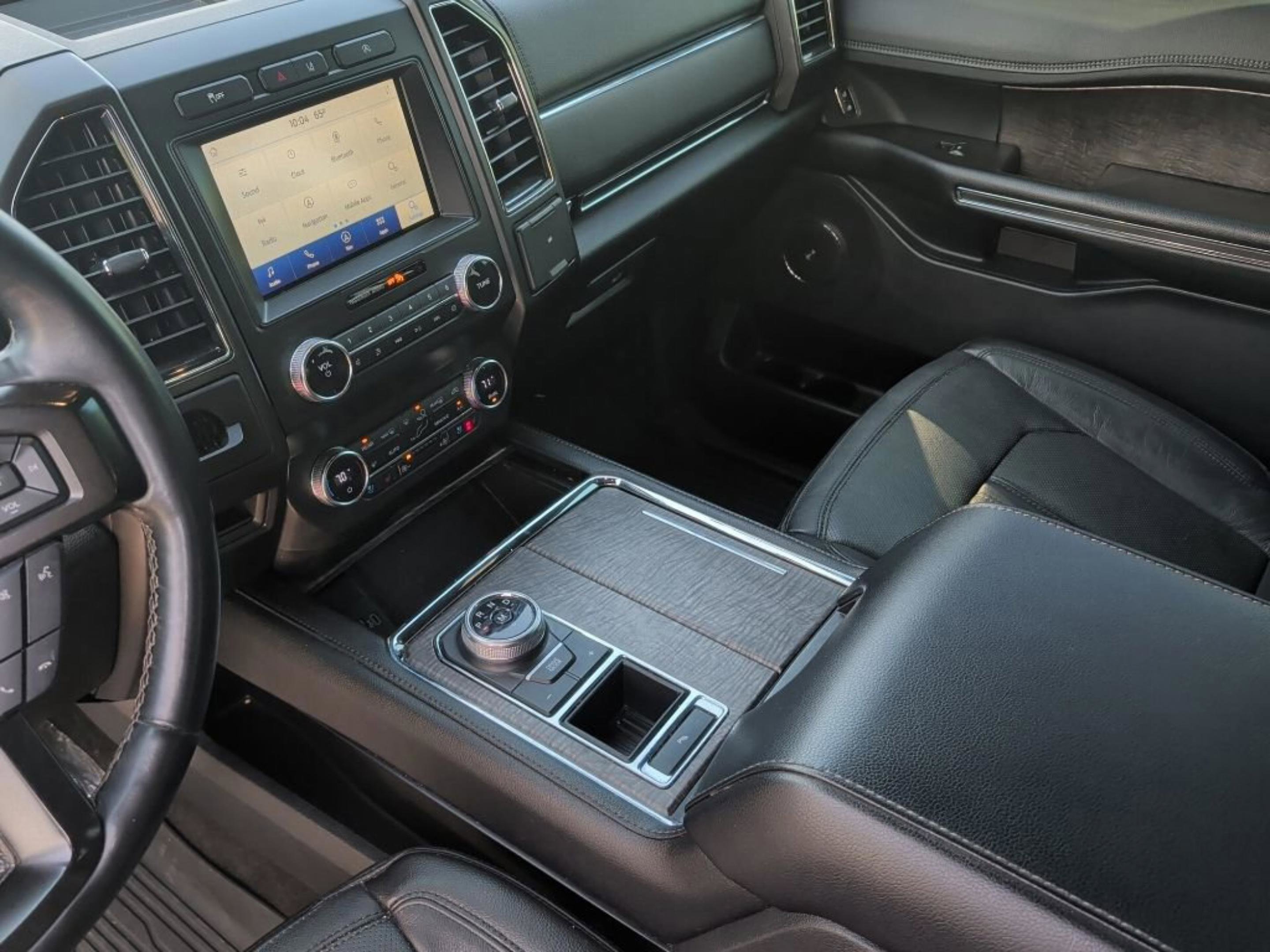 Used 2020 Ford Expedition Limited w/ Equipment Group 301A image 30