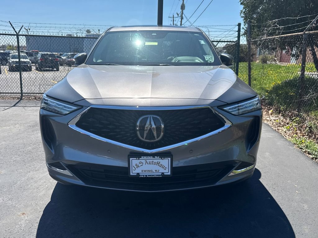 Used 2023 Acura MDX SH-AWD w/ Technology Package image 3