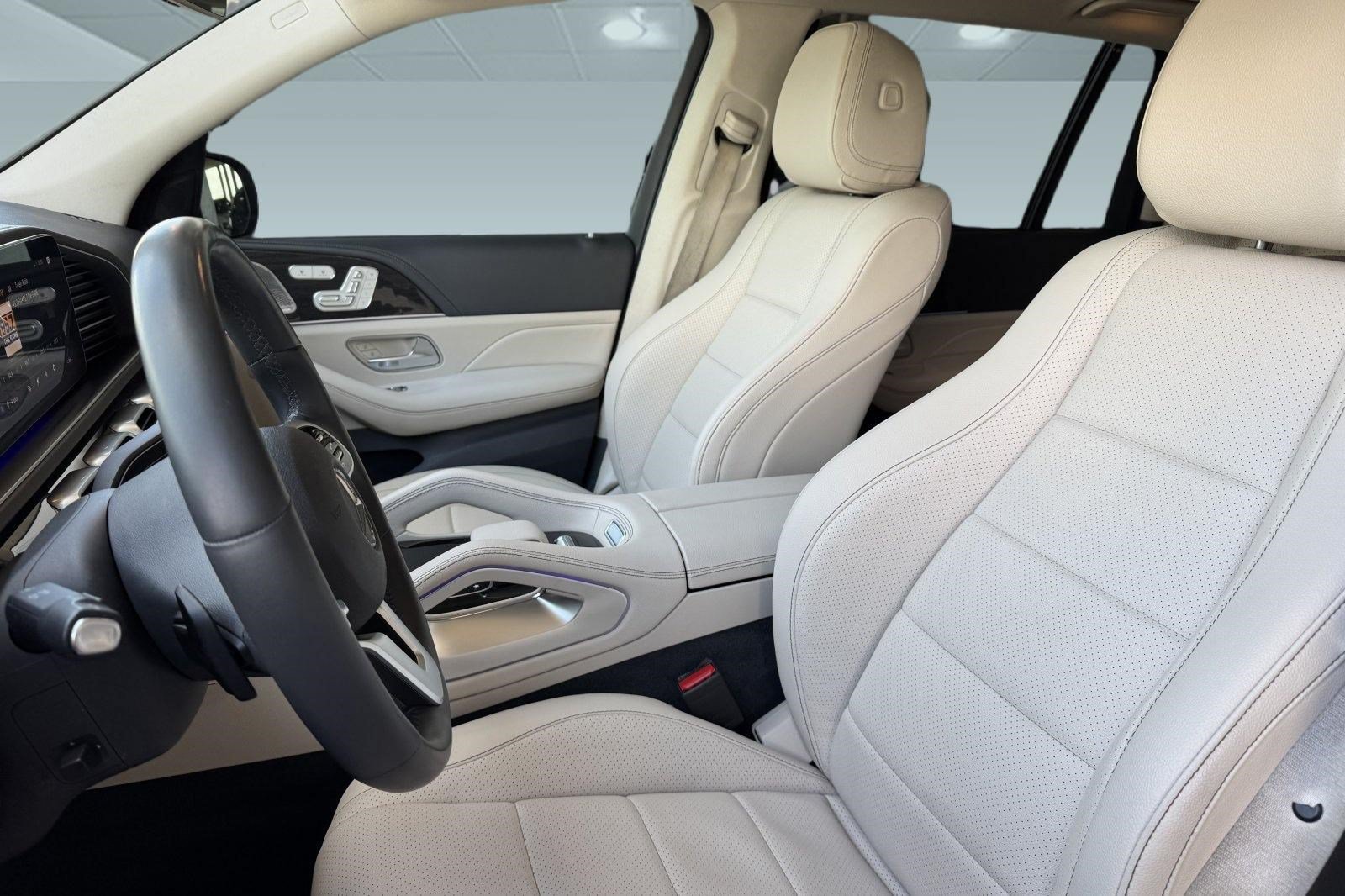 Used 2020 Mercedes-Benz GLS 450 4MATIC image 5