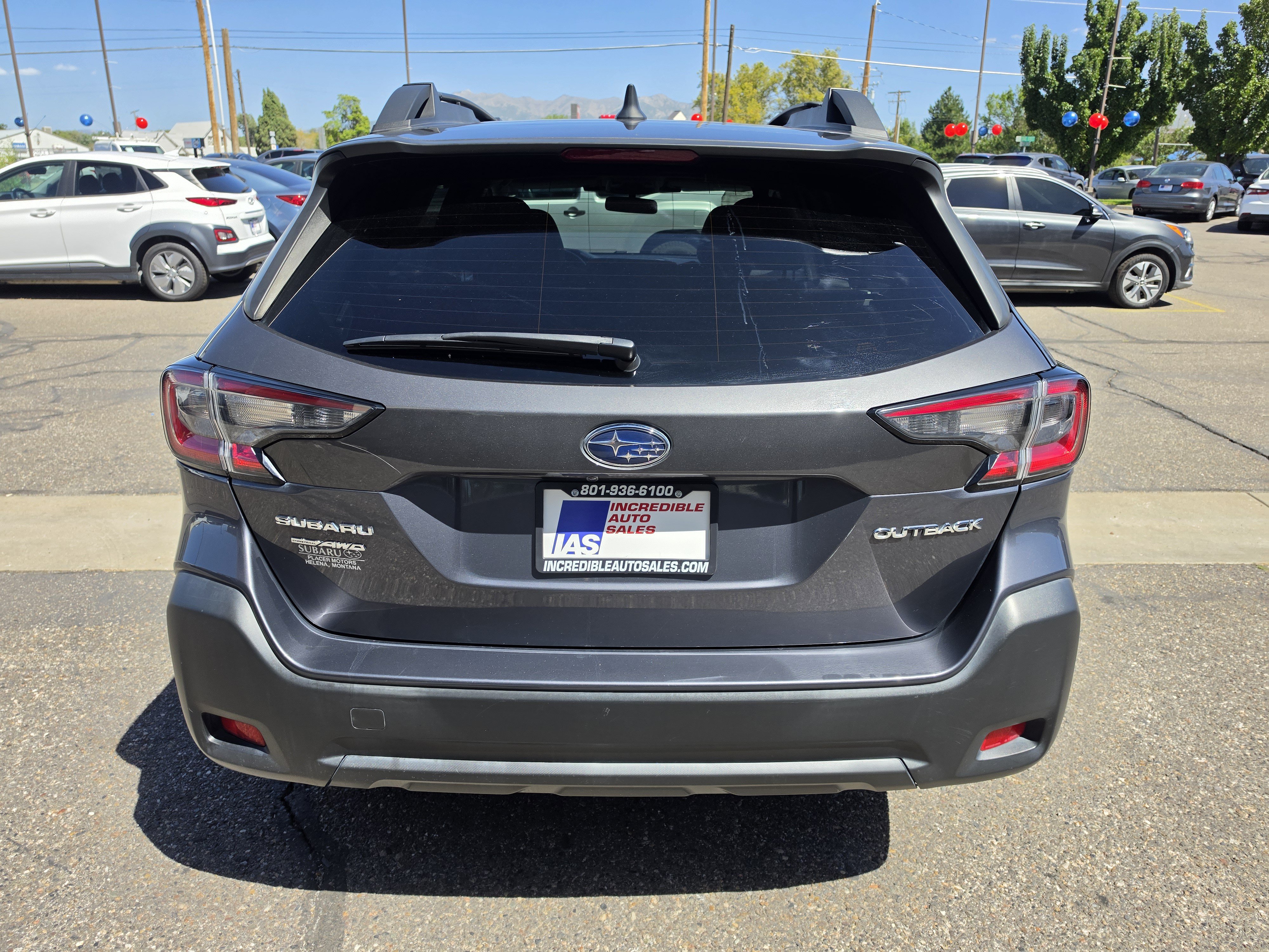Used 2023 Subaru Outback Premium AWD/4WD image 5