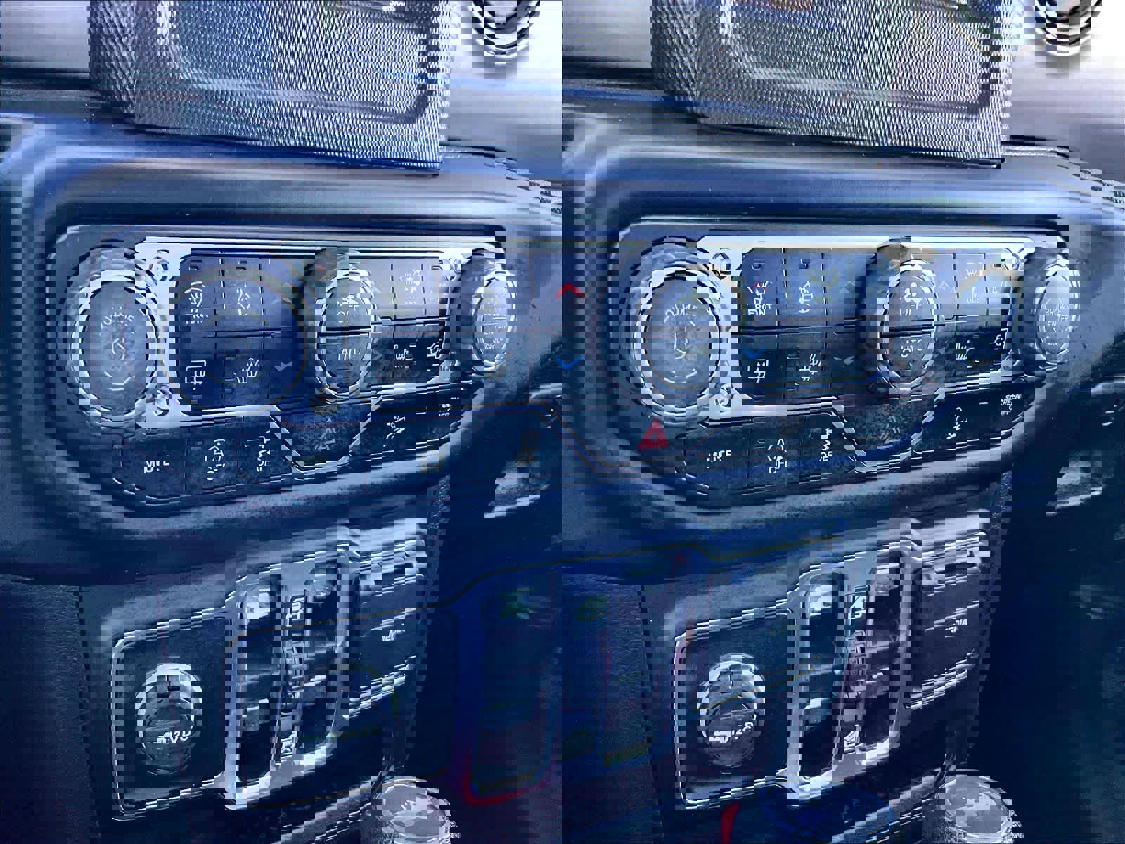 Used 2020 Jeep Wrangler Unlimited Sport S image 26