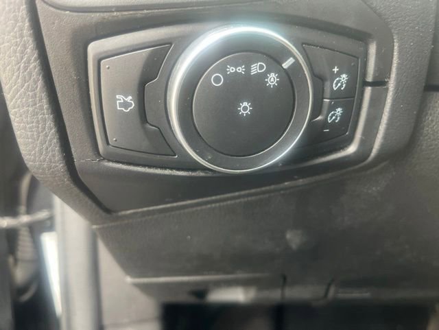 Used 2017 Ford Focus SE FWD image 23