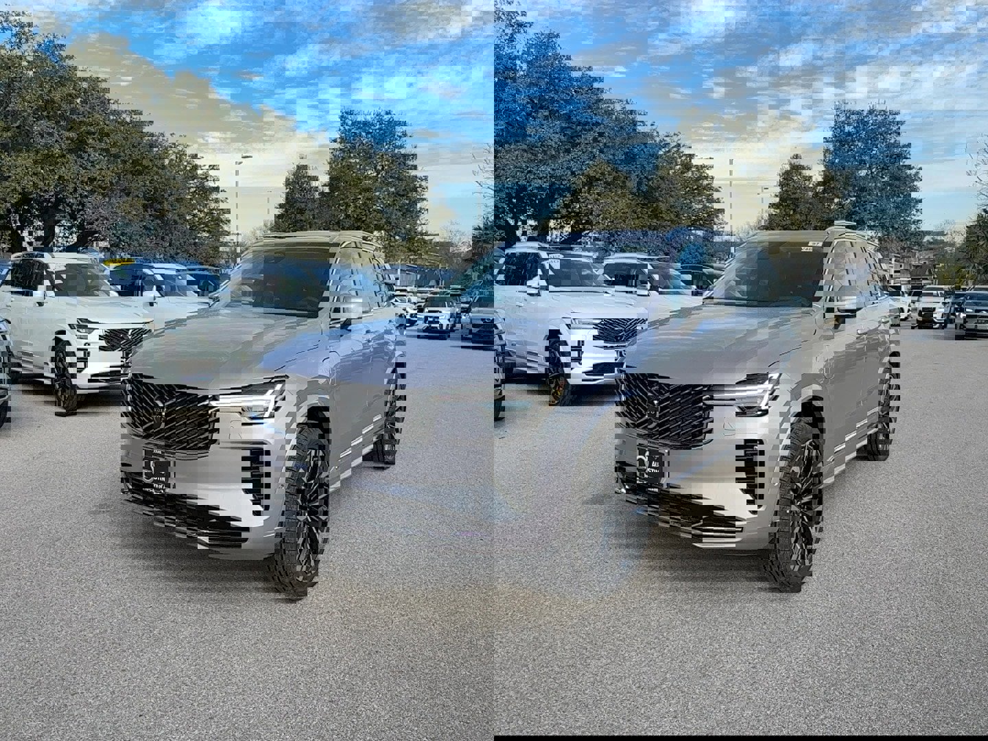 New 2026 Volvo XC90 T8 Ultra w/ Lounge Package image 2