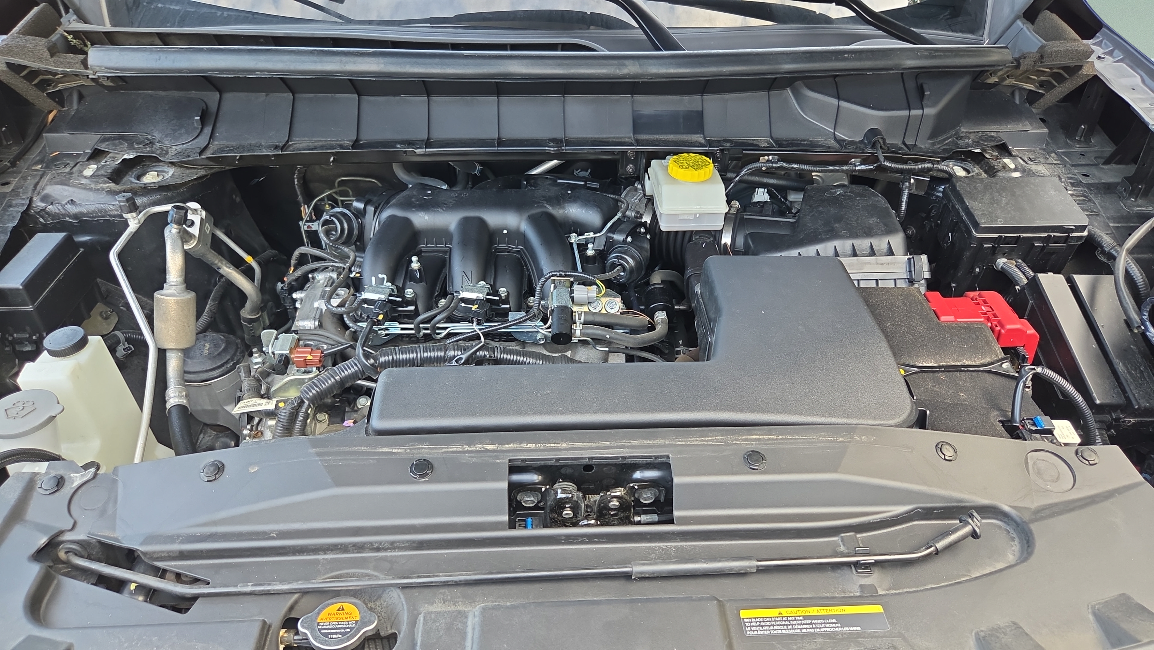 Used 2025 Nissan Pathfinder SV FWD image 17