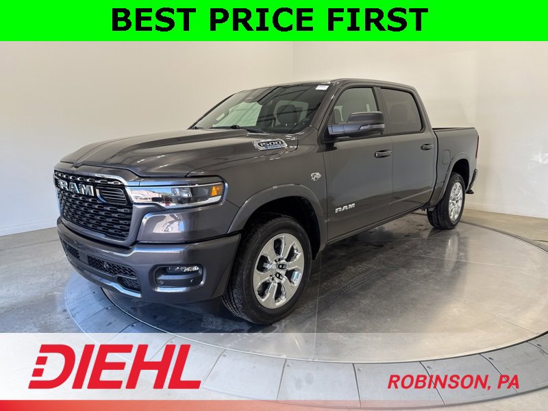 New 2026 RAM 1500 4x4 Crew Cab image 3