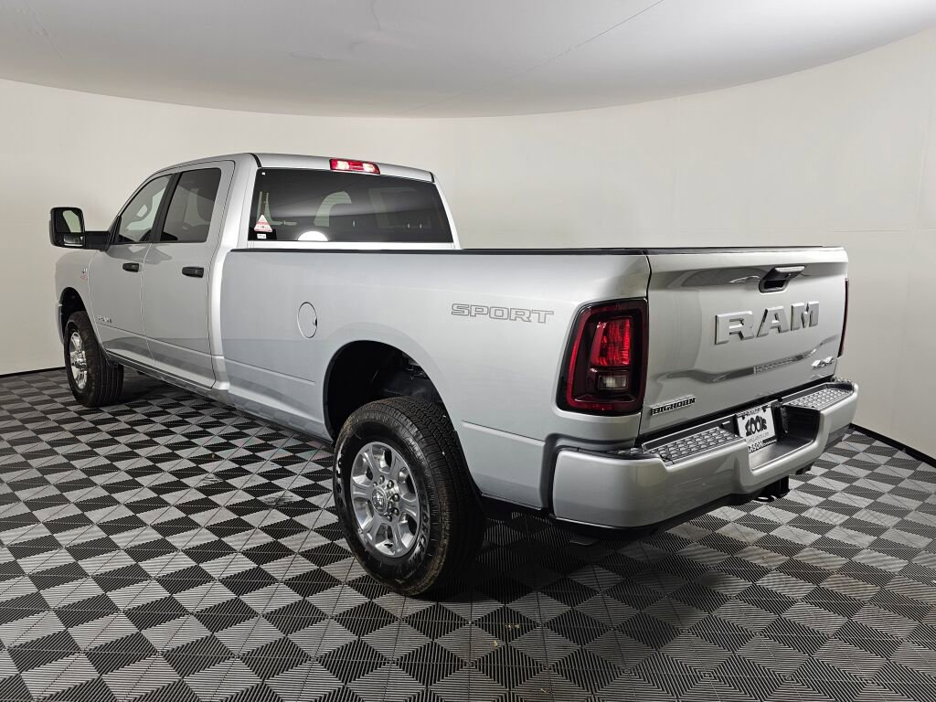 New 2026 RAM 2500 Big Horn AWD/4WD image 6