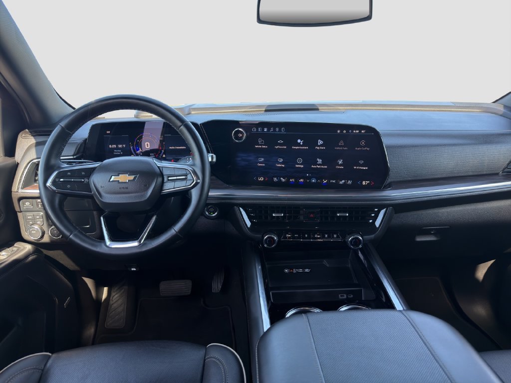 Used 2025 Chevrolet Tahoe Premier AWD/4WD image 14