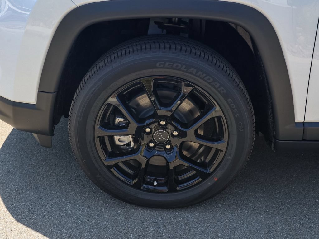 New 2026 Jeep Compass Latitude AWD/4WD image 11