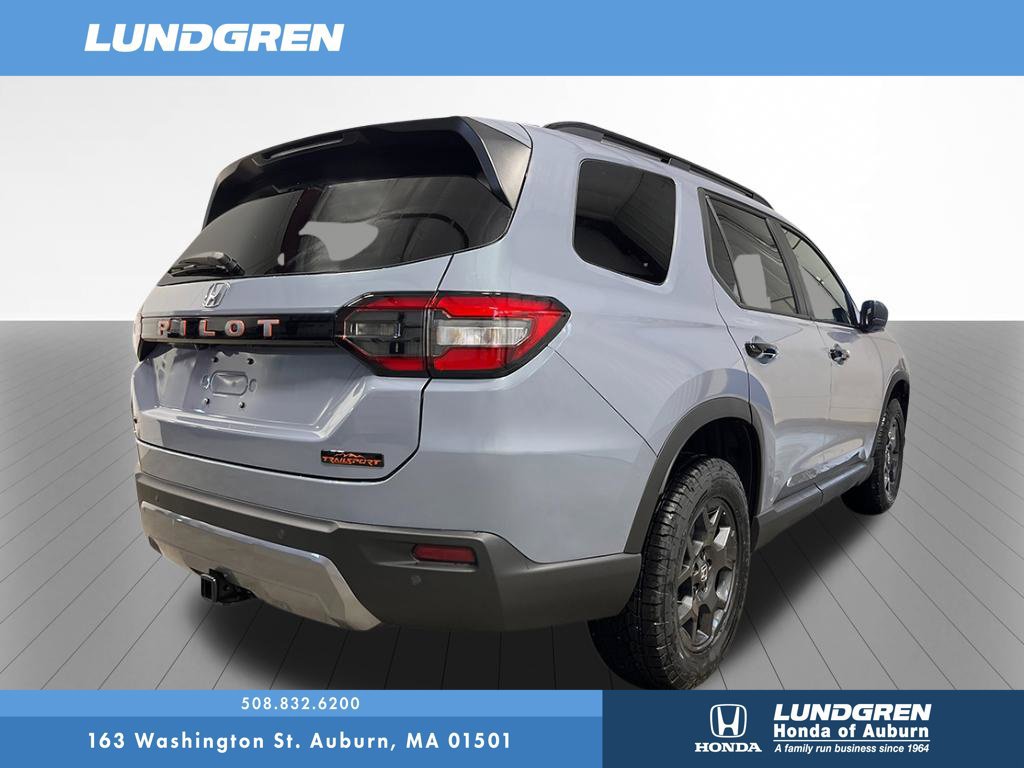 New 2026 Honda Pilot TrailSport image 7