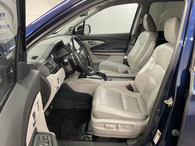 Certified 2017 Honda Pilot Touring image 26