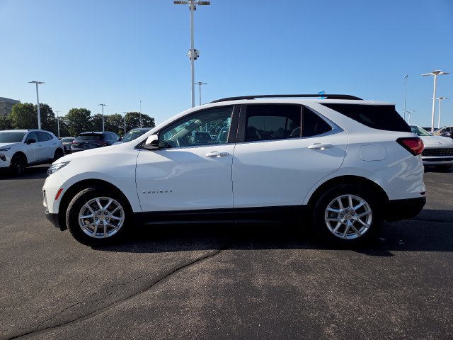 Used 2024 Chevrolet Equinox LT w/ LPO, Floor Liner Package FWD image 13