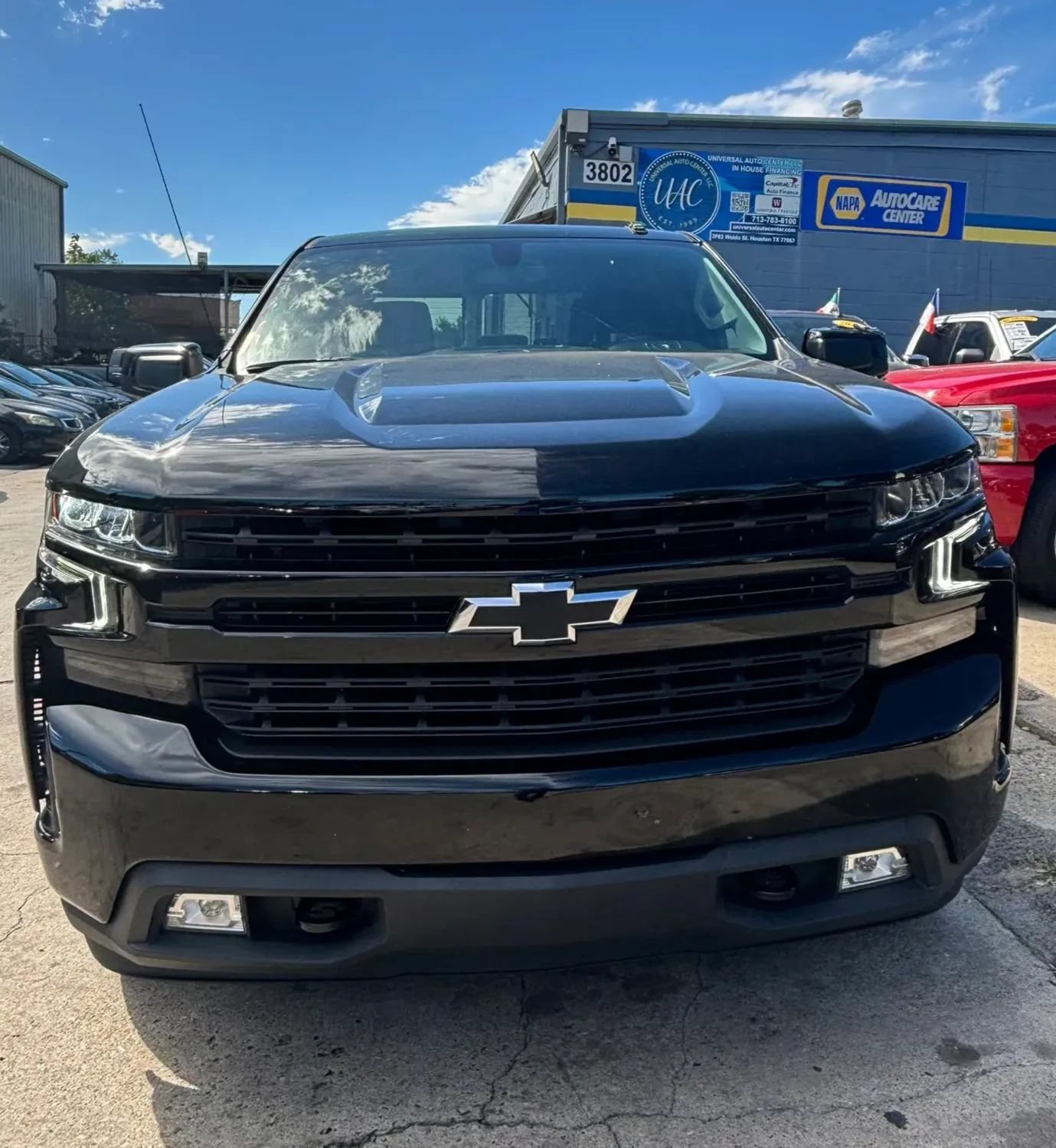 Used 2021 Chevrolet Silverado 1500 RST RWD image 2