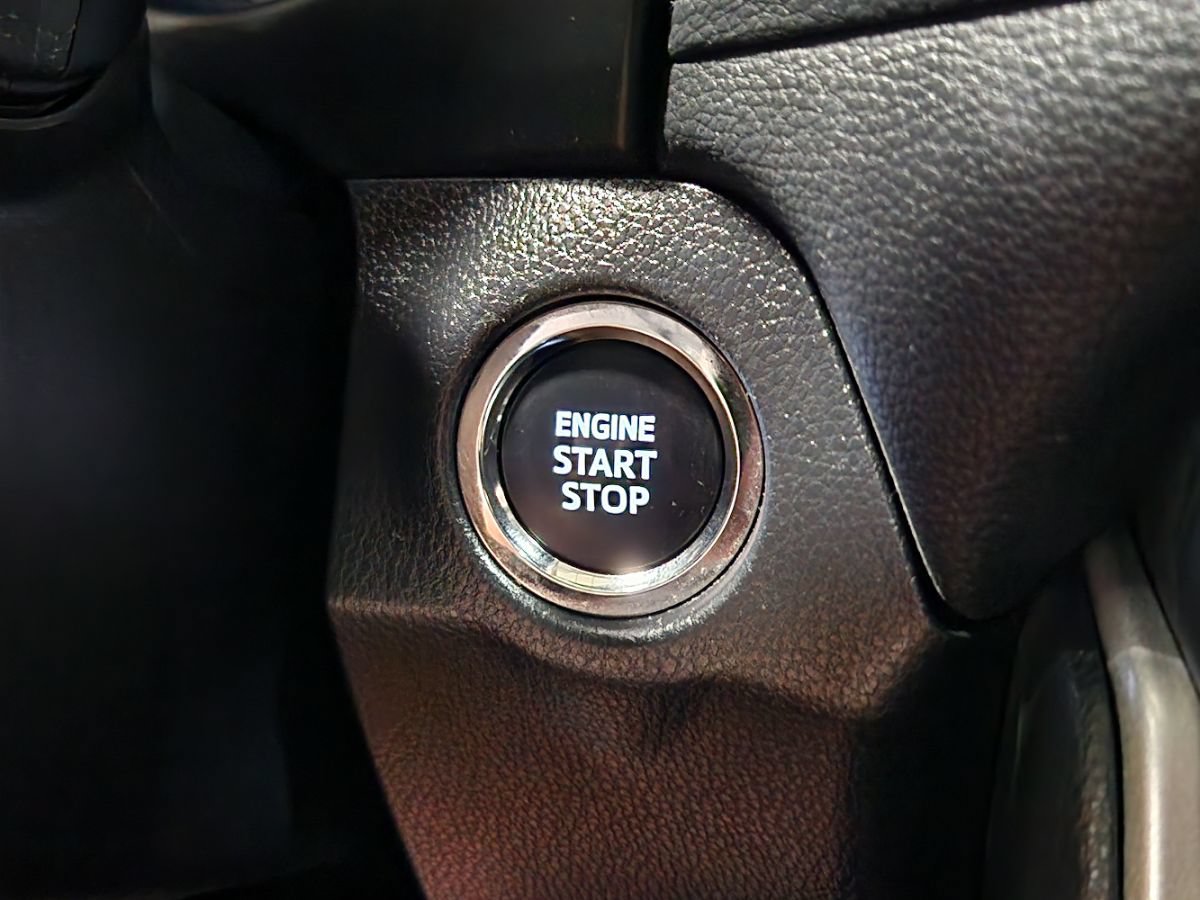 Used 2024 Toyota RAV4 XLE Premium FWD image 40