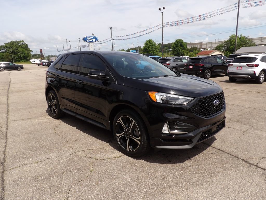 Used 2022 Ford Edge ST AWD/4WD image 1
