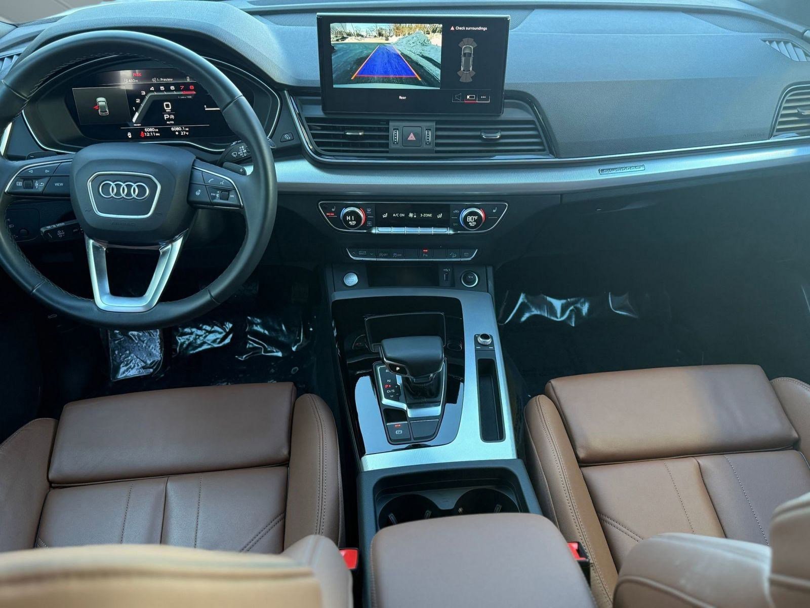 Used 2025 Audi Q5 2.0T Premium w/ Convenience Plus Package image 29