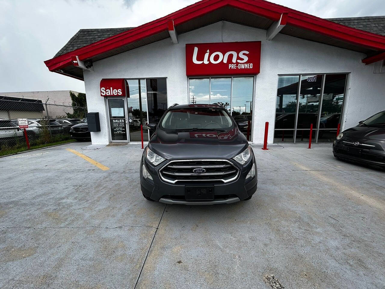 Used 2020 Ford EcoSport Titanium image 1
