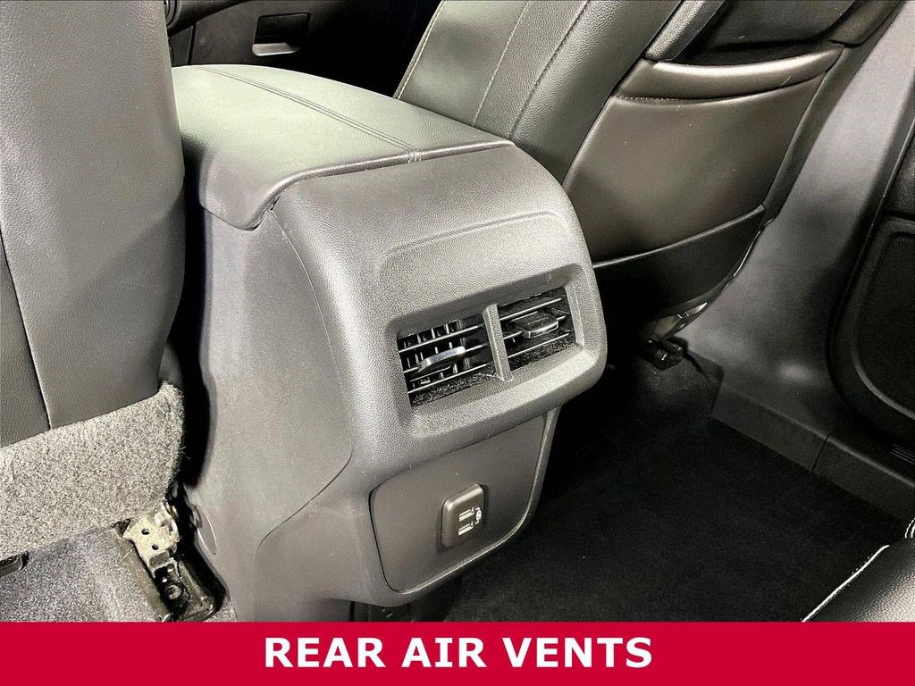 Used 2021 GMC Terrain SLT w/ LPO, Floor Liner Package FWD image 10