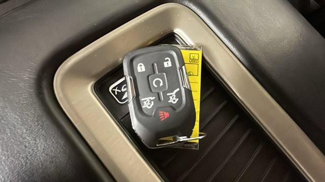Used 2020 GMC Yukon XL Denali w/ Open Road Package AWD/4WD image 22