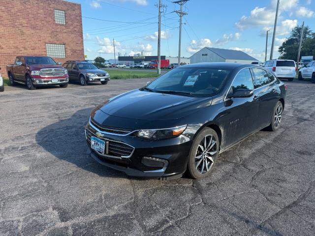 Used 2018 Chevrolet Malibu LT image 2