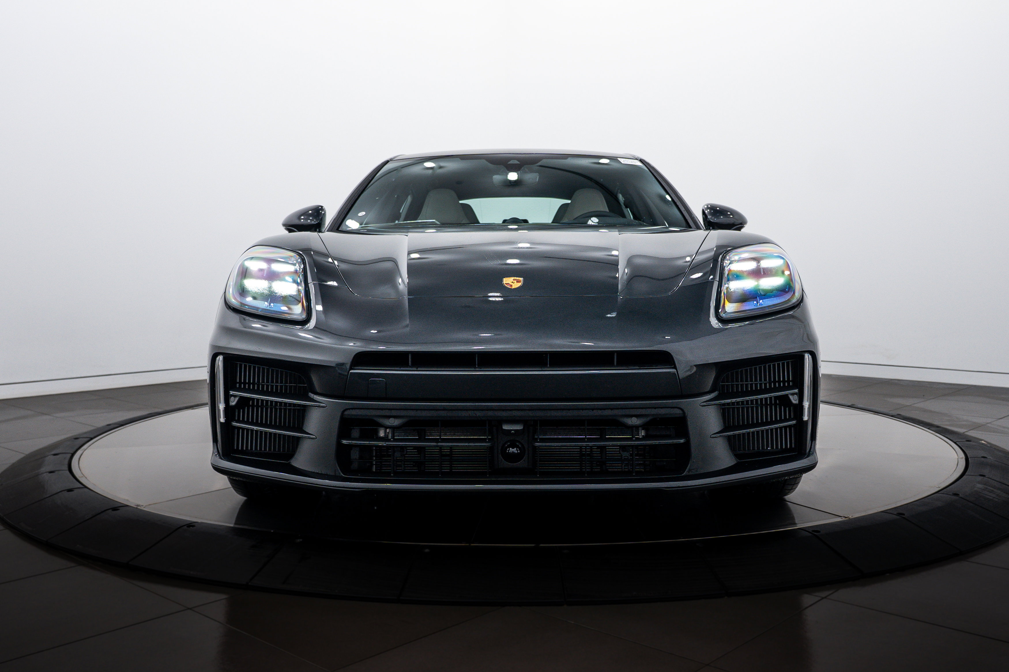 New 2026 Porsche Panamera 4 image 10