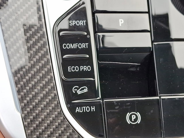 New 2026 BMW X5 M60i image 18