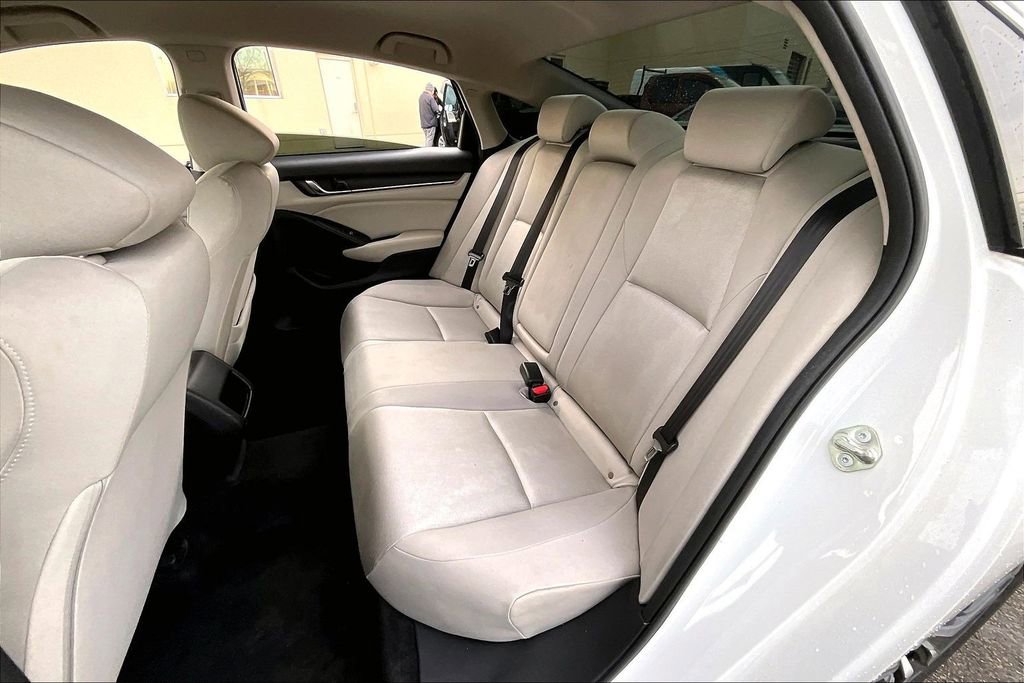 Used 2018 Honda Accord Hybrid image 31