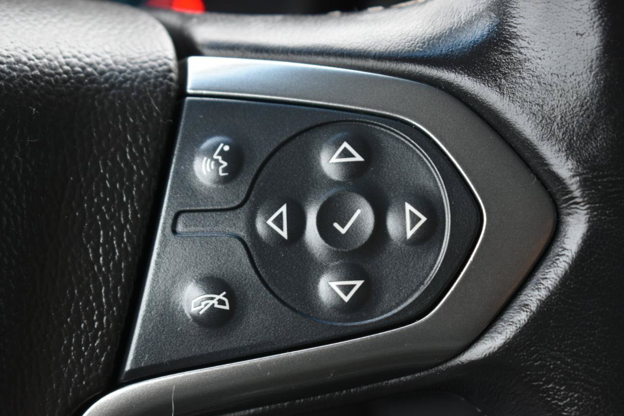 Used 2019 Chevrolet Suburban LT AWD/4WD image 16