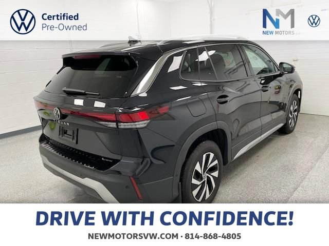 Used 2025 Volkswagen Tiguan S image 4