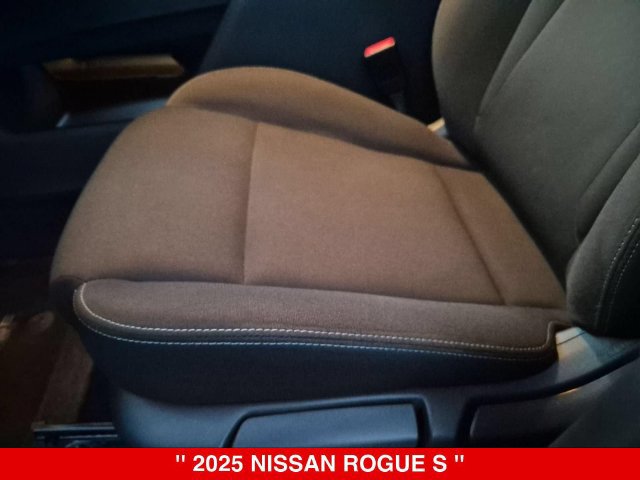Certified 2025 Nissan Rogue S AWD/4WD image 16