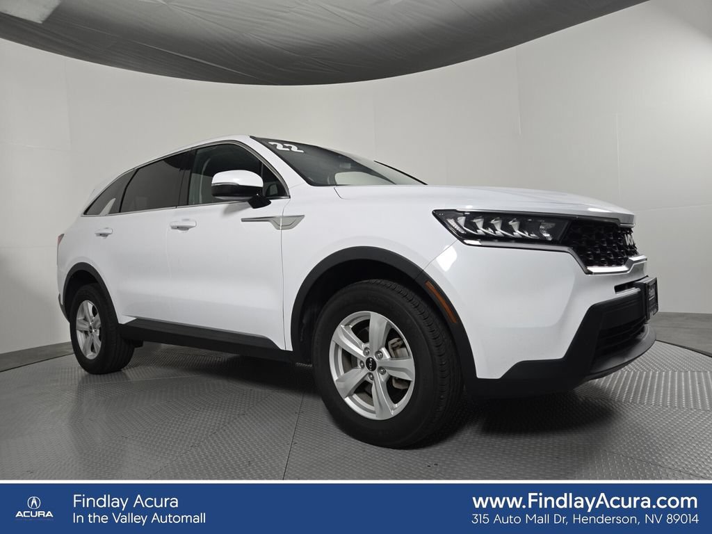Used 2022 Kia Sorento LX AWD/4WD image 1