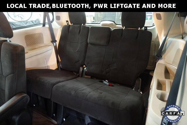 Used 2013 Dodge Grand Caravan SXT w/ Rear Park Assist Pkg image 4