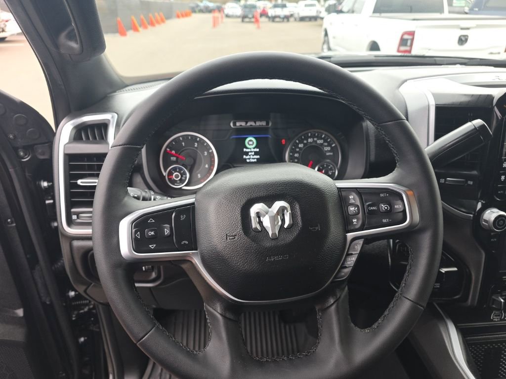 Used 2025 RAM 3500 Big Horn image 15