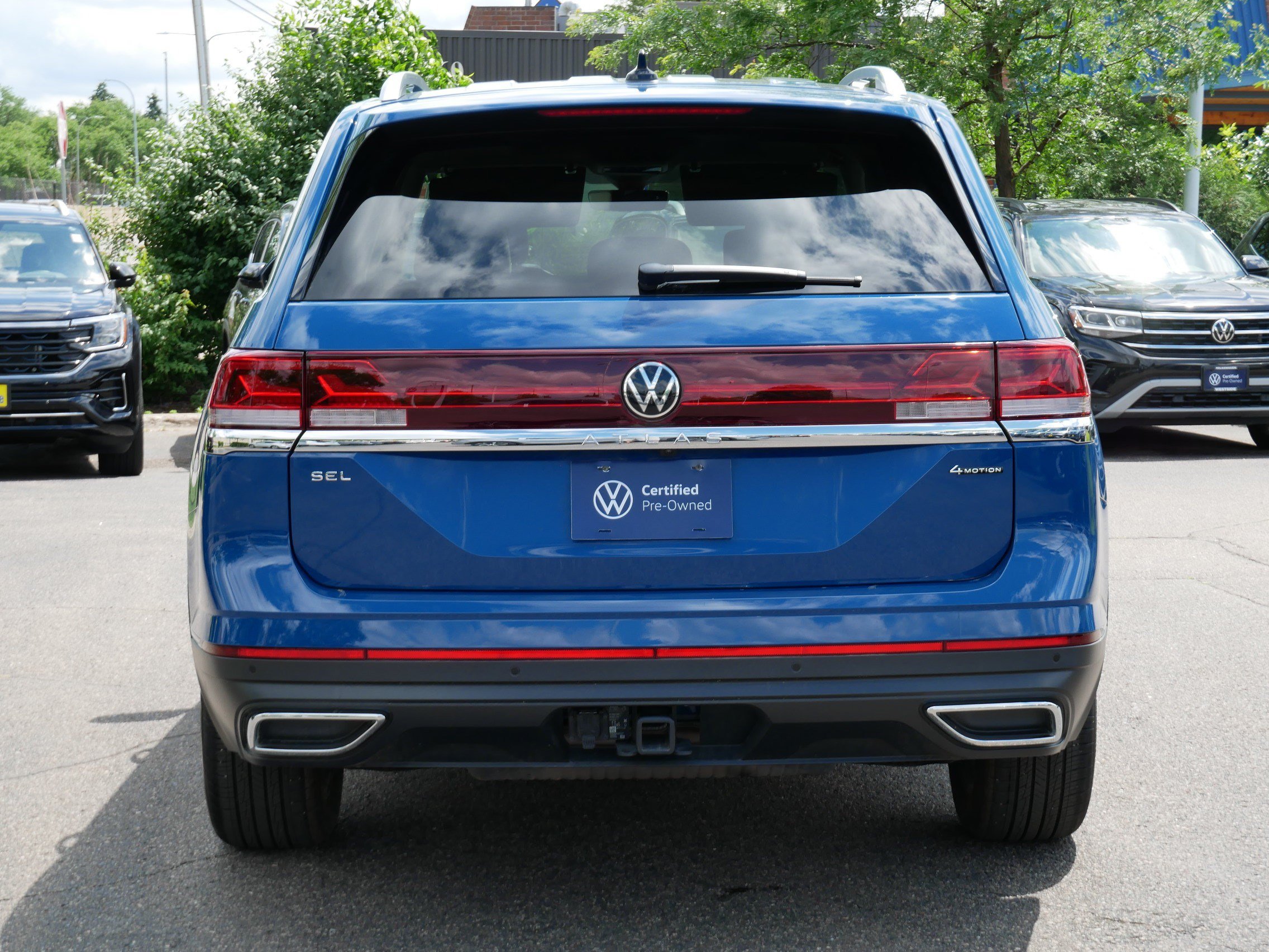 Certified 2025 Volkswagen Atlas SEL AWD/4WD image 6