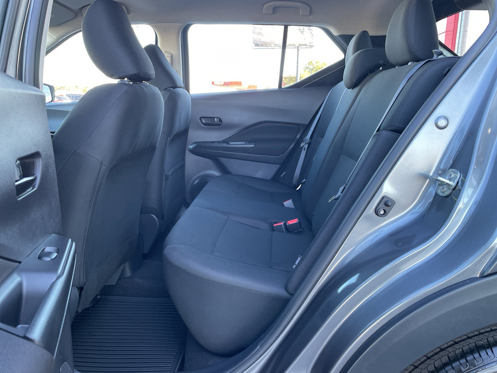 New 2025 Nissan Kicks Play S image 19