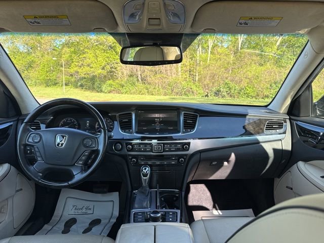 Used 2016 Hyundai Equus Signature image 12