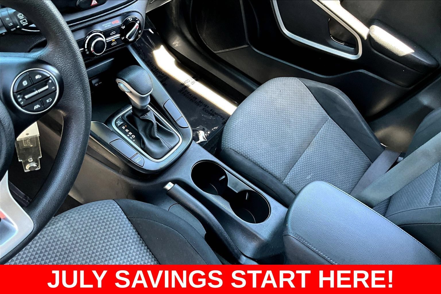 Used 2023 Kia Soul LX w/ LX Technology Package FWD image 21