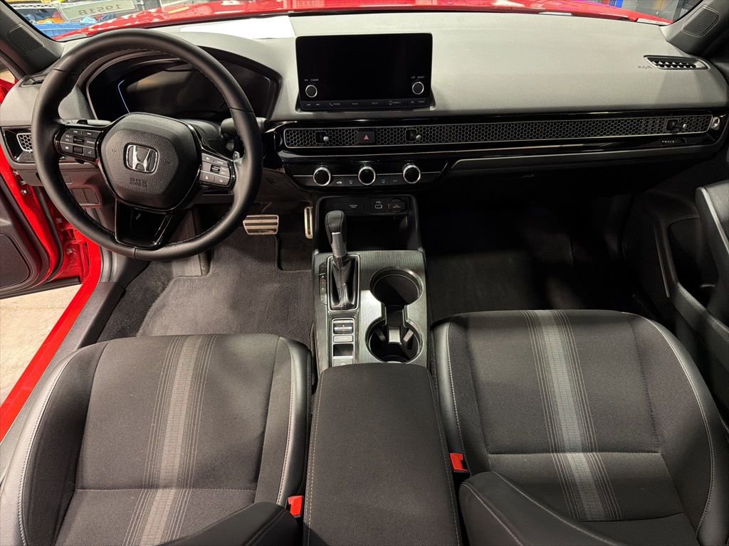 Used 2024 Honda Civic Sport image 4