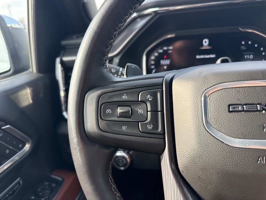 Used 2025 GMC Sierra 1500 Denali Ultimate image 17