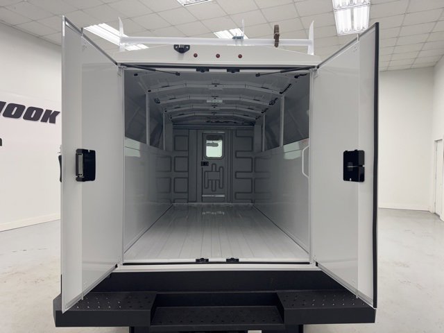 New 2026 Chevrolet Express 3500 w/ Power Convenience Package image 27