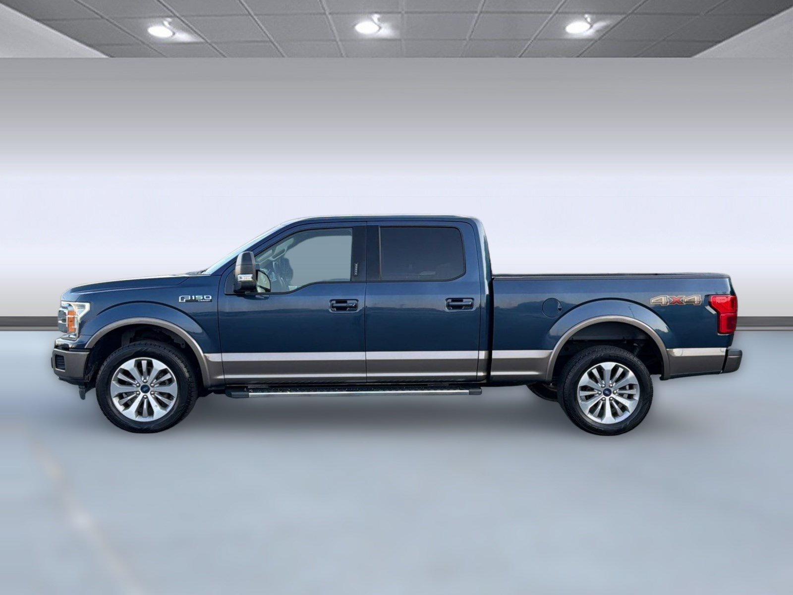 Used 2018 Ford F150 Lariat w/ Equipment Group 501A Mid AWD/4WD image 2