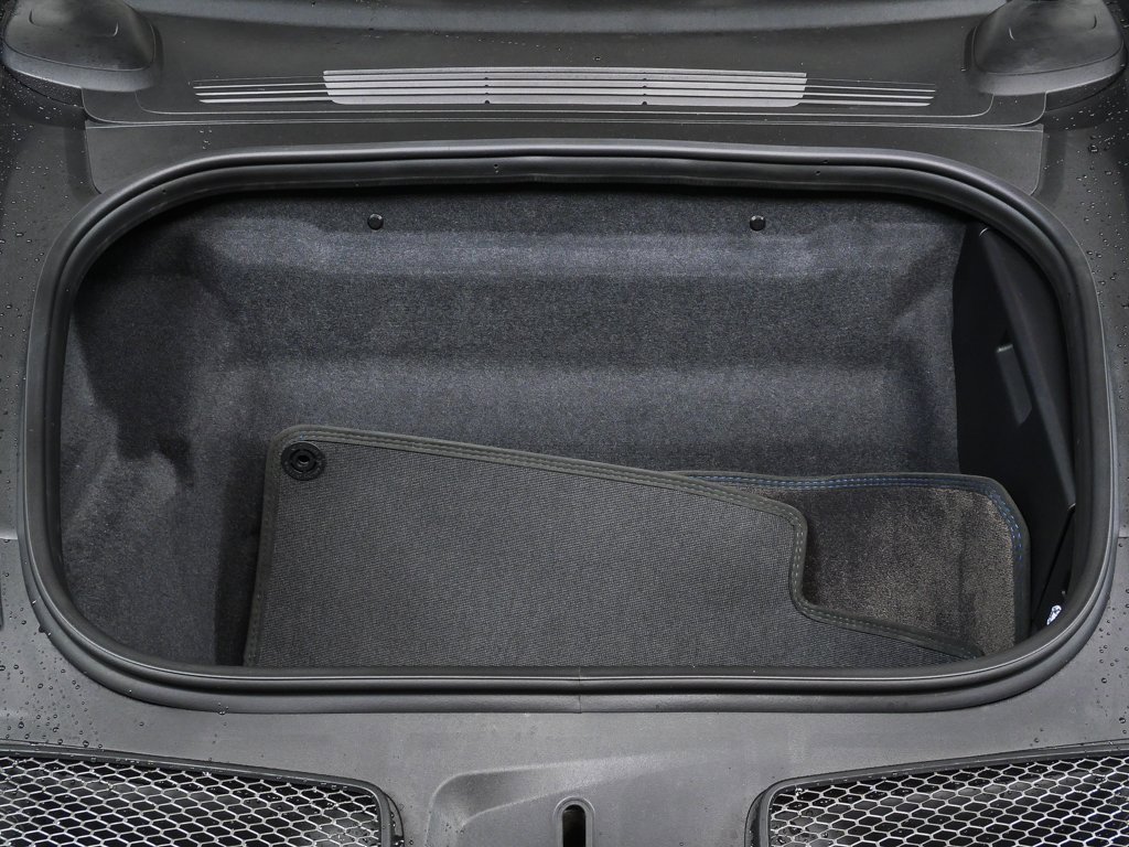 Certified 2023 Porsche 911 Dakar image 27