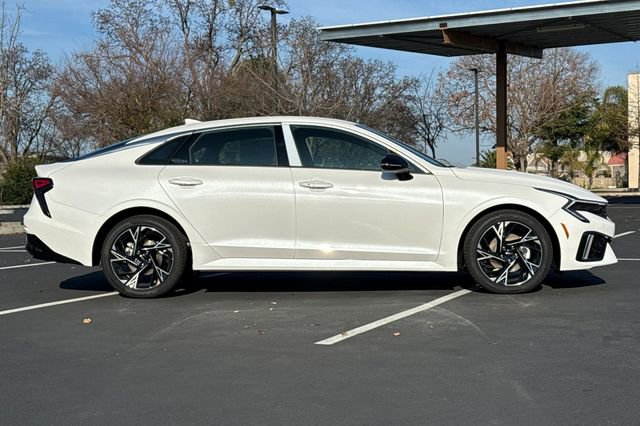 New 2026 Kia K5 GT-Line image 3