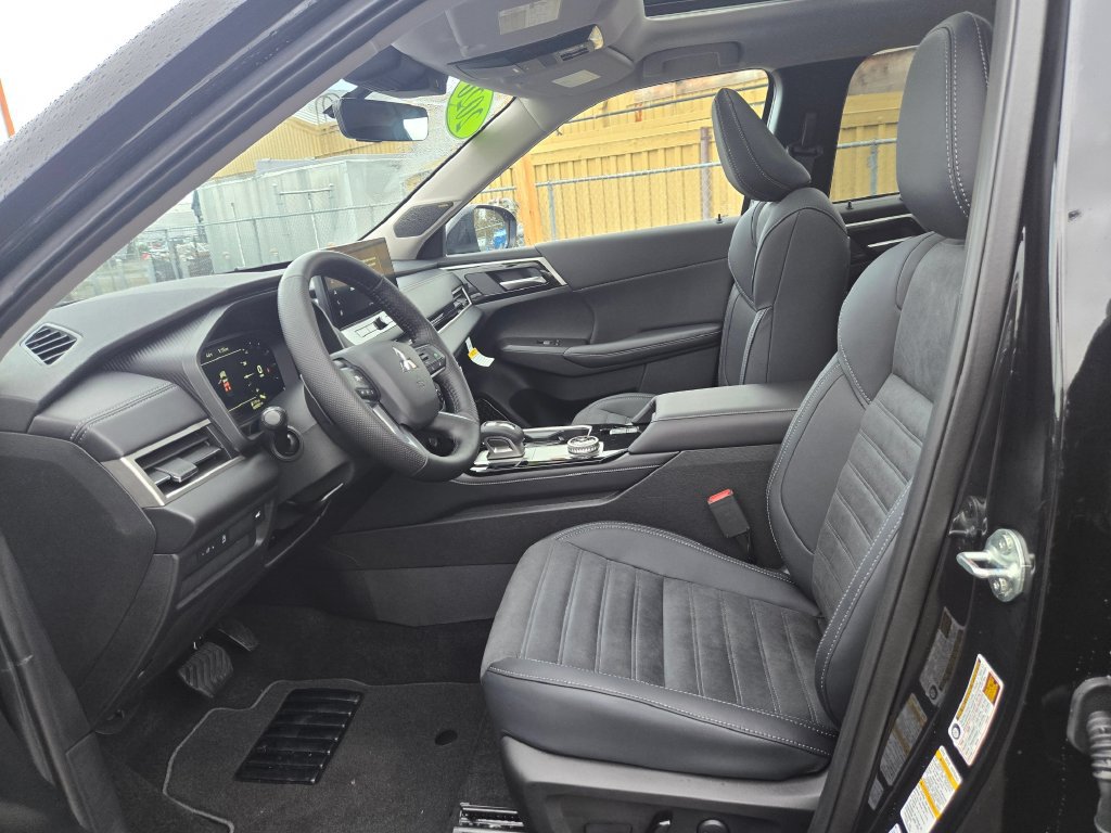 New 2026 Mitsubishi Outlander SE AWD/4WD image 8