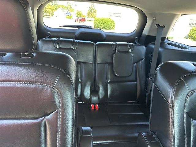 Used 2022 Ford Explorer XLT w/ Equipment Group 202A image 20