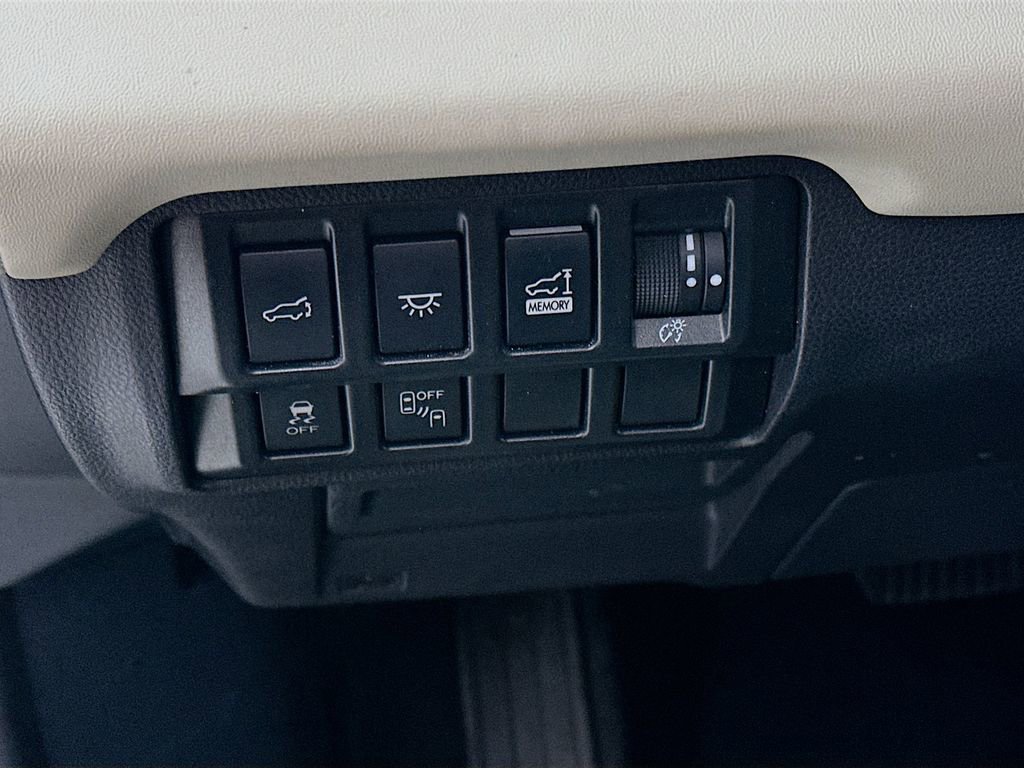 Used 2020 Subaru Ascent Limited w/ Technology Package image 15