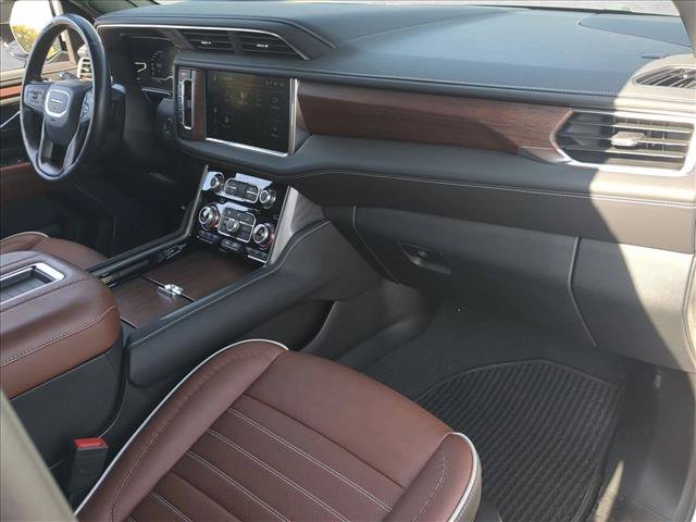 Used 2024 GMC Yukon Denali Ultimate AWD/4WD image 27