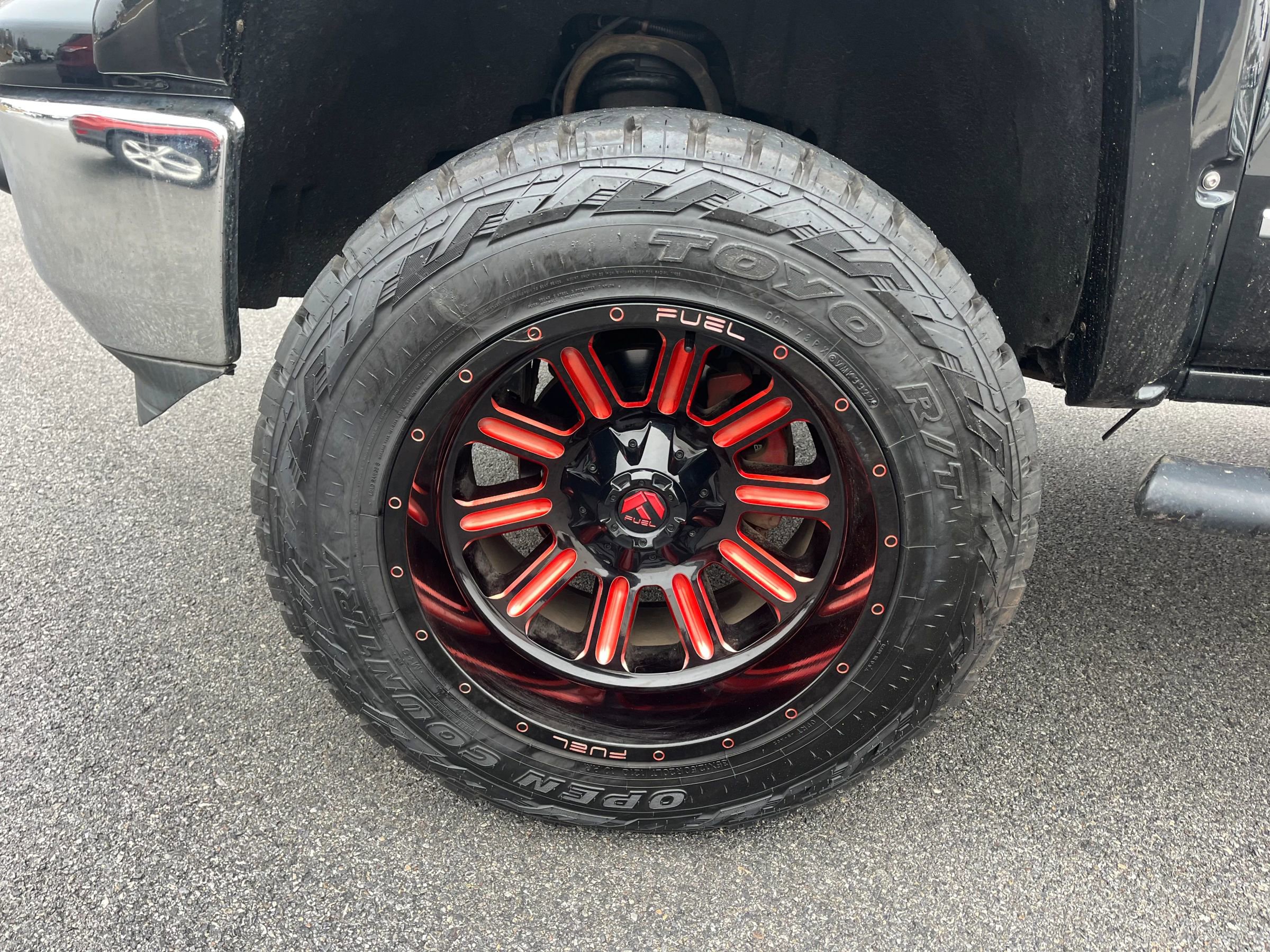 Used 2015 Chevrolet Silverado 1500 LTZ Z71 w/ LTZ Plus Package image 26