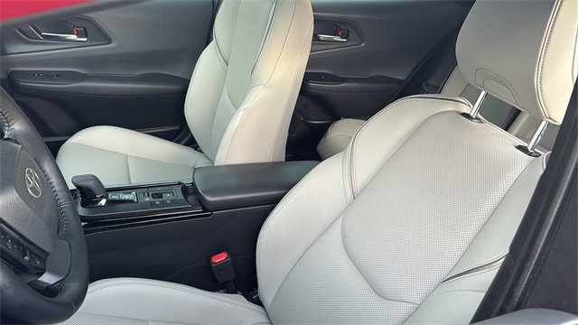 Used 2024 Toyota Prius XLE image 25