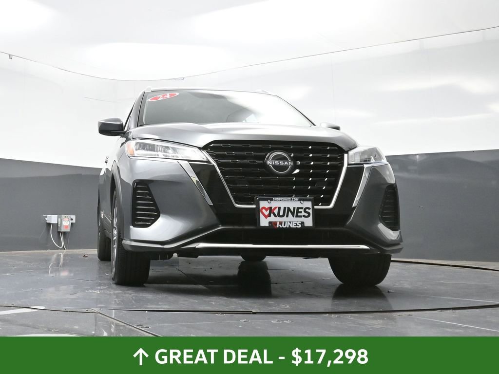 Used 2024 Nissan Kicks SV image 53