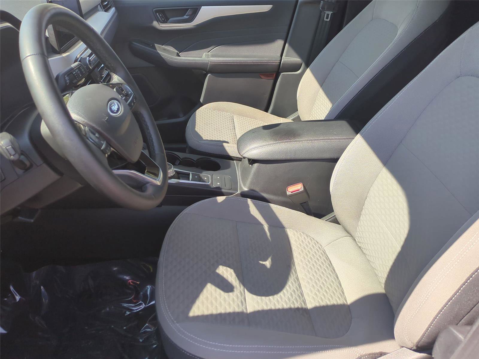 Used 2022 Ford Escape SE w/ Convenience Package image 14